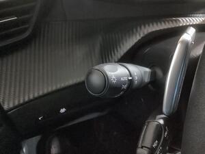 Peugeot 2008 Allure Pack BlueHDI 130 S&S EAT8 12