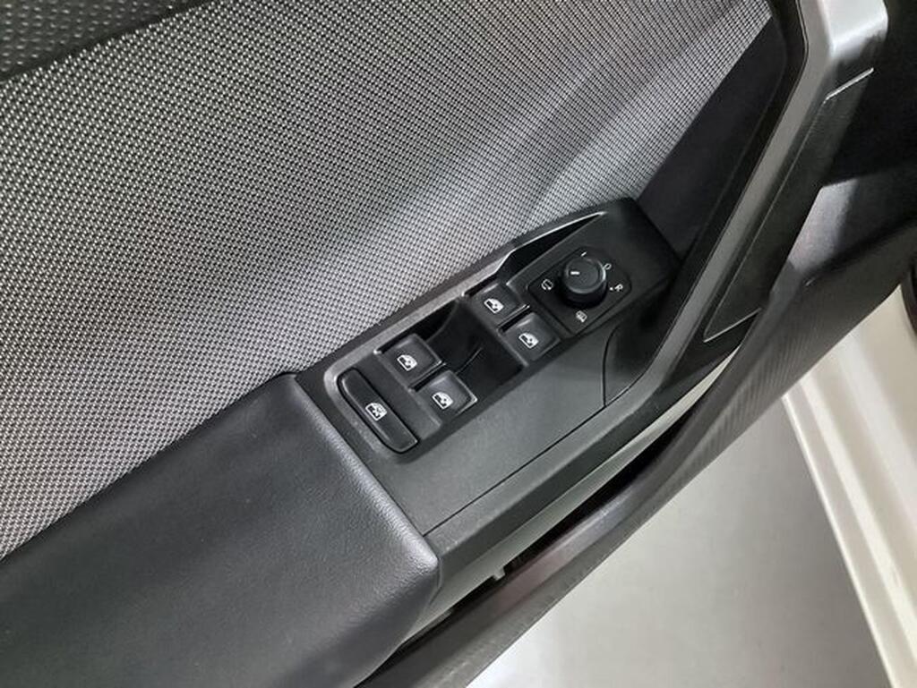Seat Leon LEON 2.0 TDI 150 S/S STYLE XS DSG 5P 9