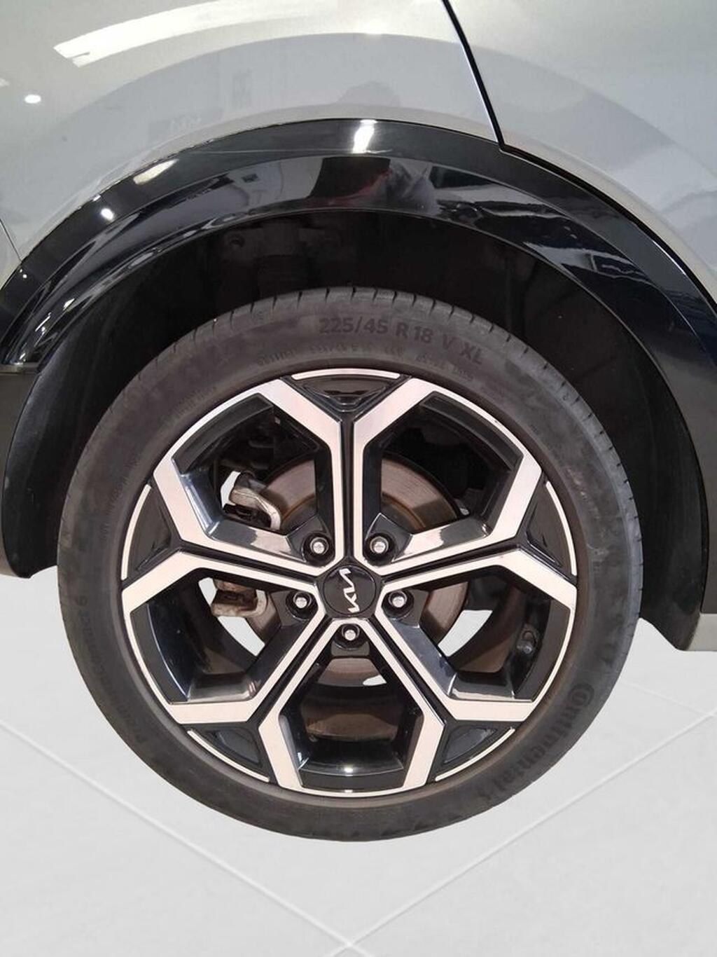 Kia Niro 1.6 GDi HEV 104kW (141CV) Emotion Segunda mano