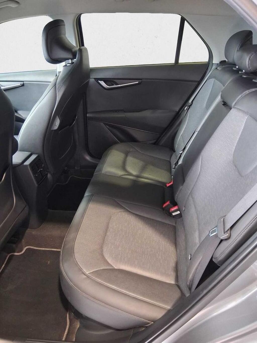 Kia Niro 1.6 GDi HEV 104kW (141CV) Emotion Segunda mano