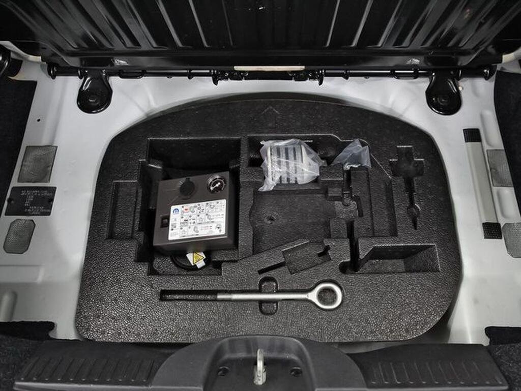 Fiat 500 Dolcevita 1.0 Hybrid 51KW (70 CV) Segunda mano