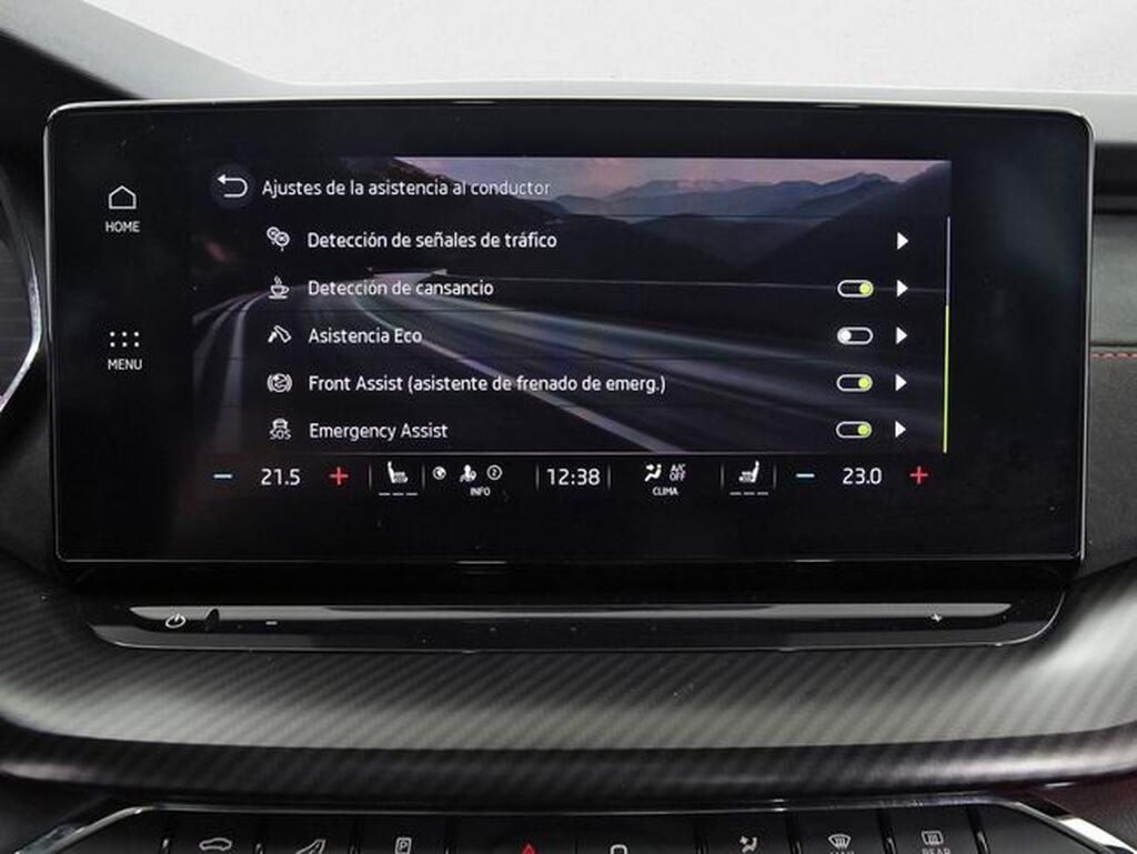 Skoda Octavia OCTAVIA COMBI 2.0 TSI RS 245 DSG 5P 29