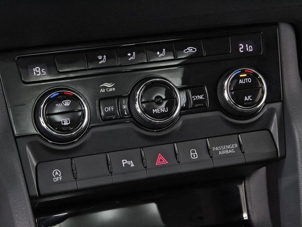 Skoda Karoq 1.5 TSI 110kW (150CV) ACT Design Segunda mano