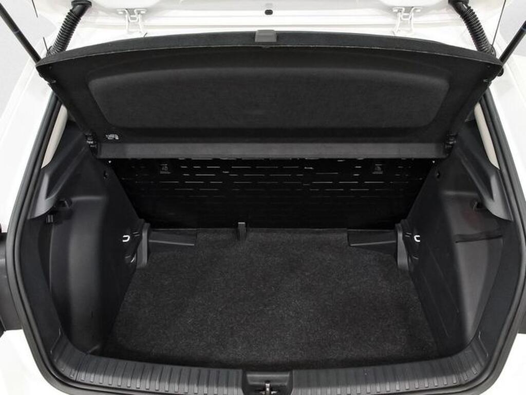 Skoda Fabia 1.0 MPI 59KW (80CV) Essence Segunda mano