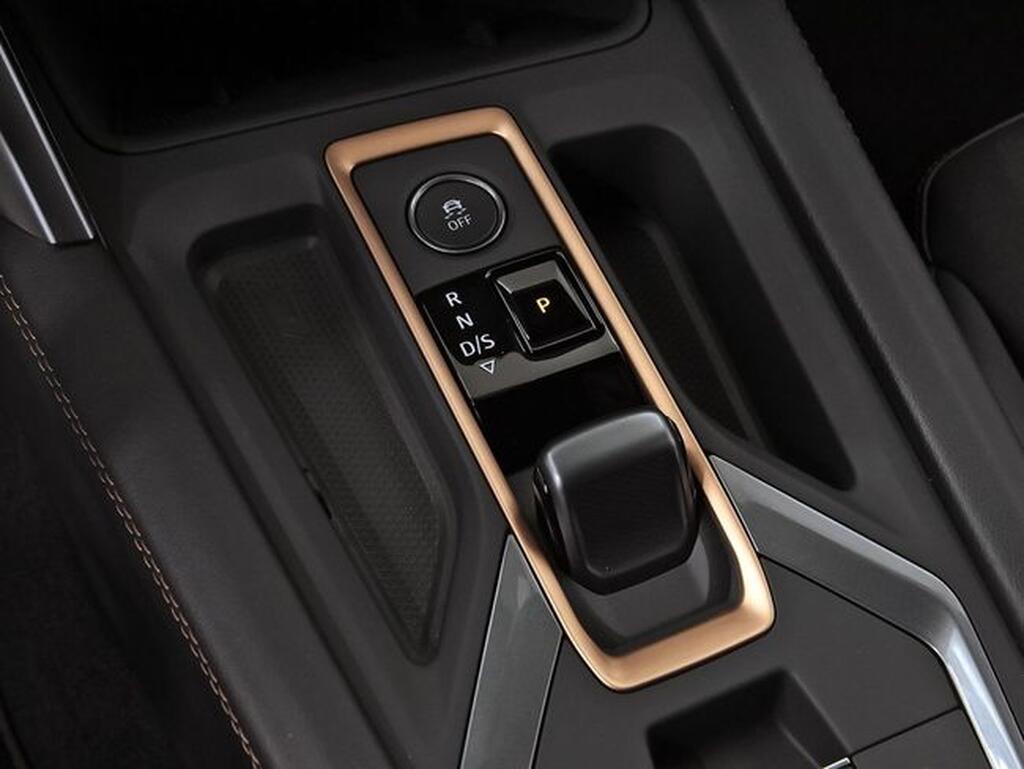 Cupra Formentor FORMENTOR 1.5 PHEV 204 CV DSG 5P (LLANTAS 19â³+EDGE PACK+INT.DRIVE PACK) 35