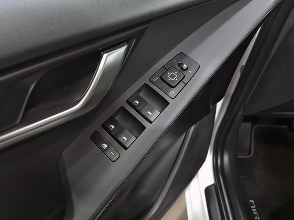 Kia Niro NIRO 1.6 GDI HEV CONCEPT 5P 9