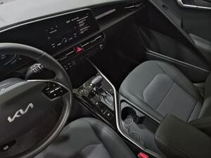 Kia Niro NIRO 1.6 GDI HEV CONCEPT 5P 36
