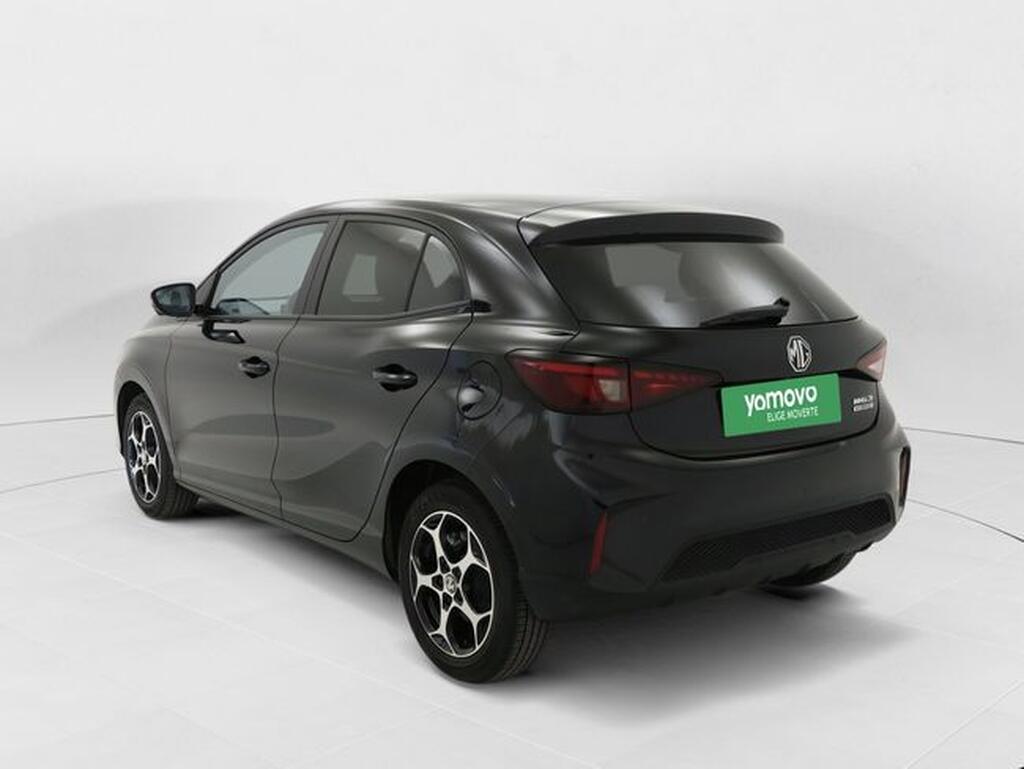 MG MG3 MG3 1.5 HEV LUXURY 195 CV 5P Segunda mano