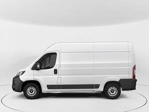 Peugeot Boxer BOXER Furgón L2H2 3.3T Diesel 120 CV Manual 1