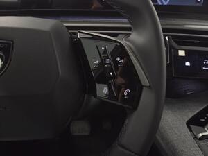 Peugeot 3008 3008 ALLURE 1.2 MHEV HYBRID 145 EDCS6 5P (KMO) 13
