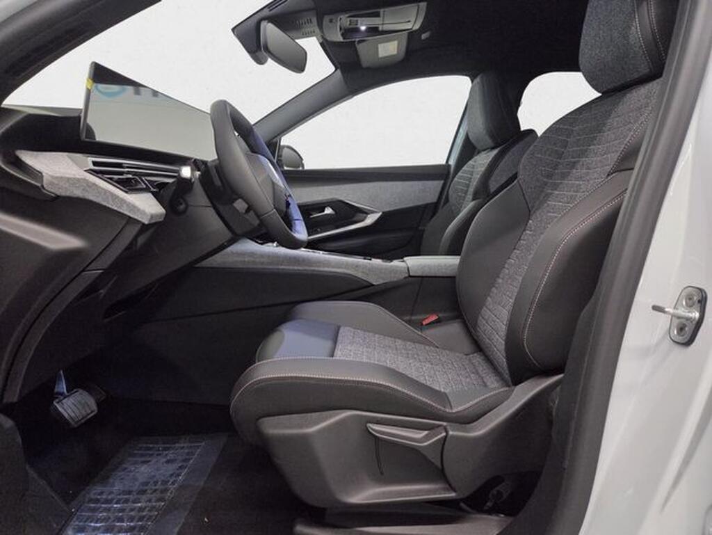 Peugeot 3008 3008 ALLURE 1.2 MHEV HYBRID 145 EDCS6 5P (KMO) Km0