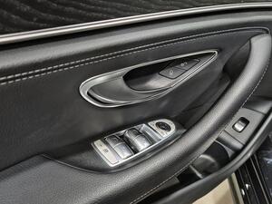 Mercedes Clase E E-CLASS 2.0 E 300 DE AUTO 4P (AMG LINE) 11