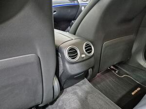 Mercedes Clase E E-CLASS 2.0 E 300 DE AUTO 4P (AMG LINE) 31