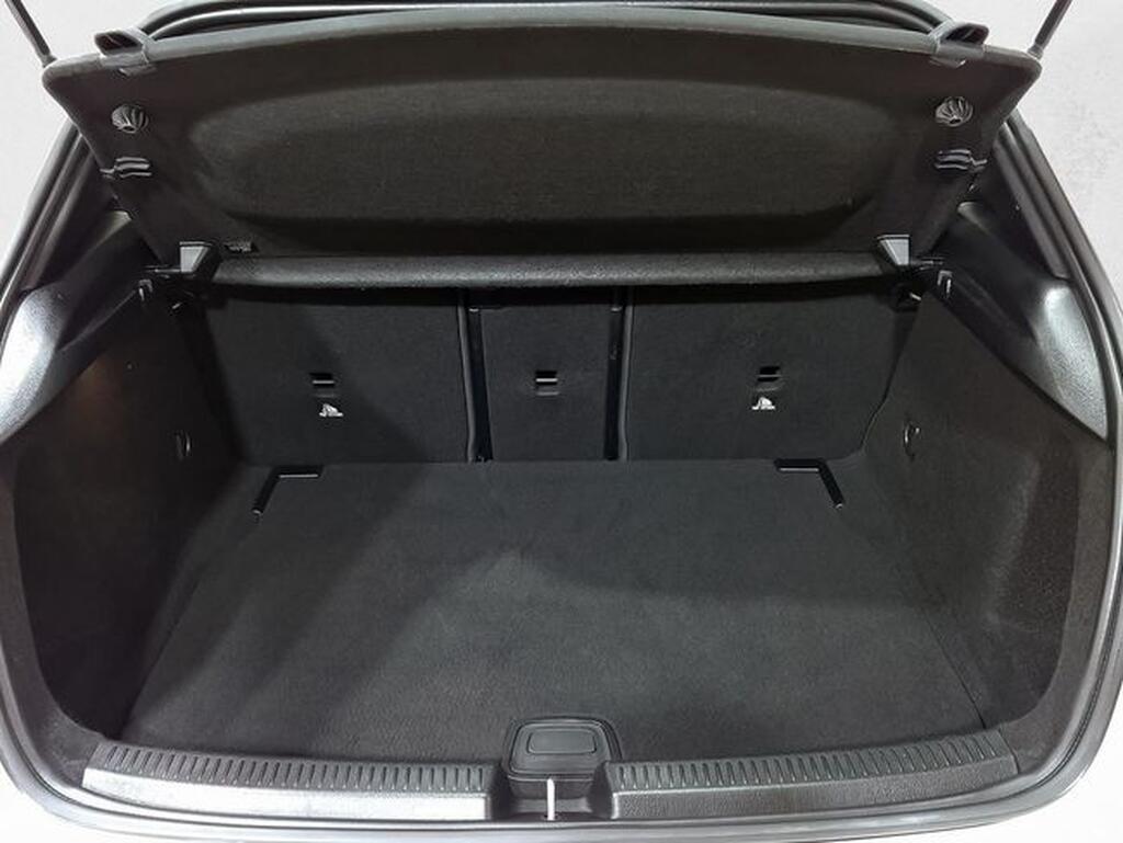 Mercedes Clase A A-CLASS 2.0 A 200 D DCT 5P 9