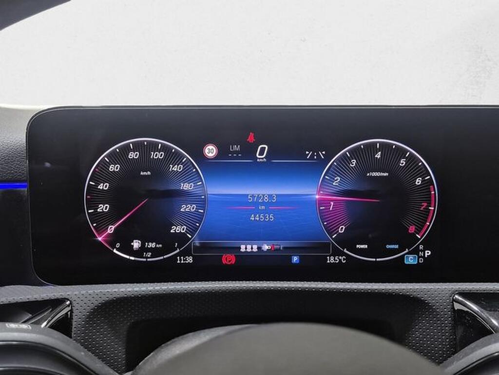 Mercedes Clase A A-CLASS 1.3 A 200 MHEV DCT 5P (AMG LINE ADVANCED PLUS) 13