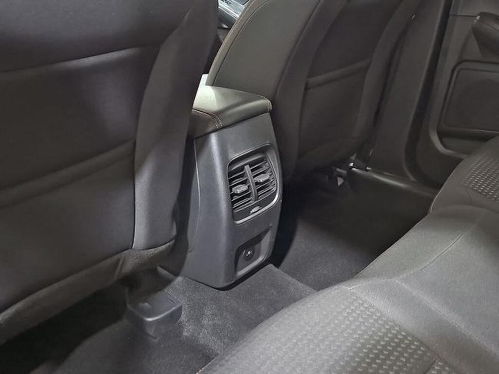 Ford Kuga KUGA 2.5 FHEV ST-LINE AUTO 5P Segunda mano