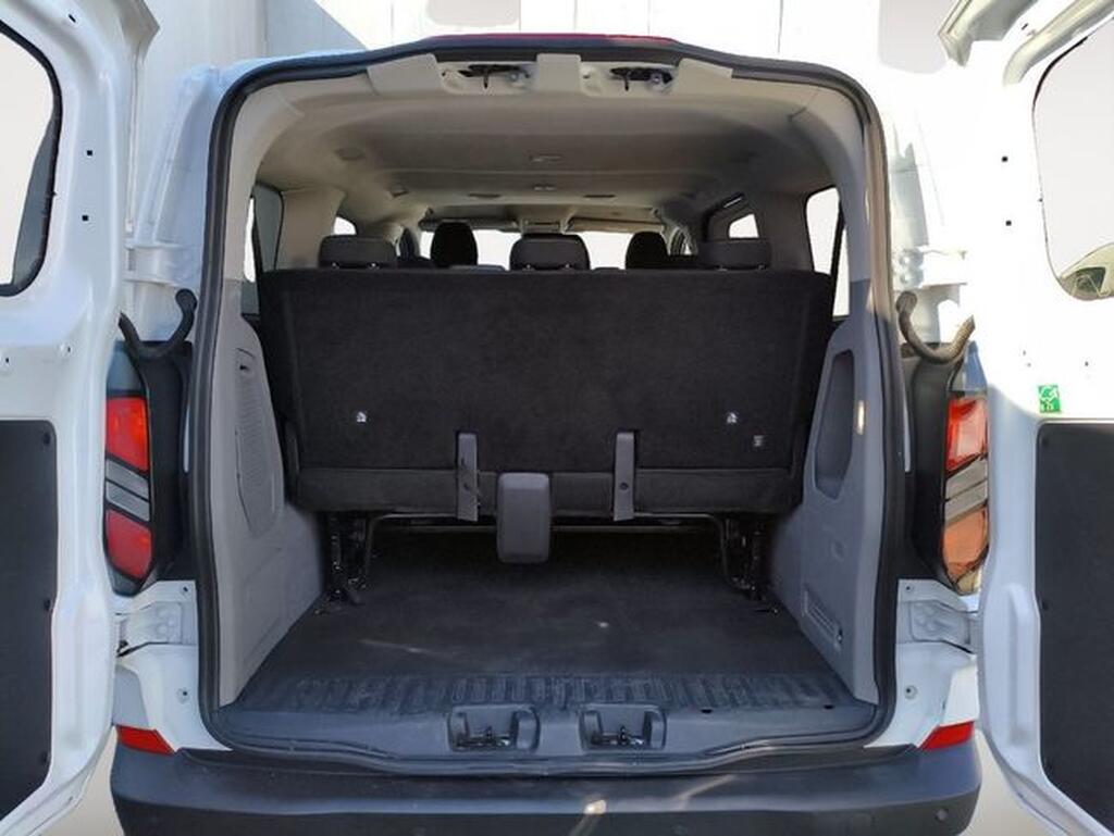 Ford Transit Custom TRANSIT CUSTOM 2.0 ECOBLUE 150CV 320 TREND KOMBI LWB 4P 9 PLAZAS Segunda mano