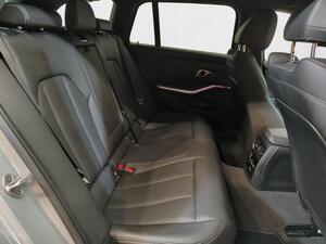 BMW Serie 3 SERIES 3 TOURING 2.0 318D 150CV MEHV AUTO 5P 8