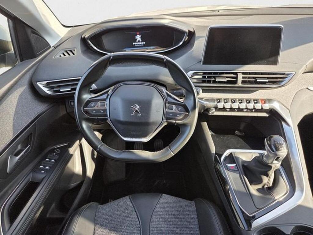 Peugeot 5008 5008 ALLURE 1.2 PURETECH 130 CV S&S 5P 7 PLAZAS Segunda mano
