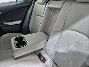 Lexus UX 2.0 250h Business 31