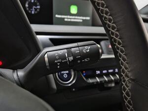 Lexus UX 2.0 250h Business 15