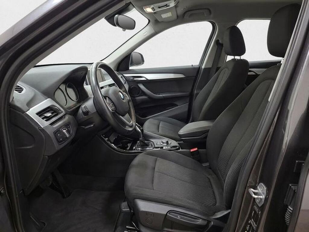 BMW X1 xDrive18dA 3