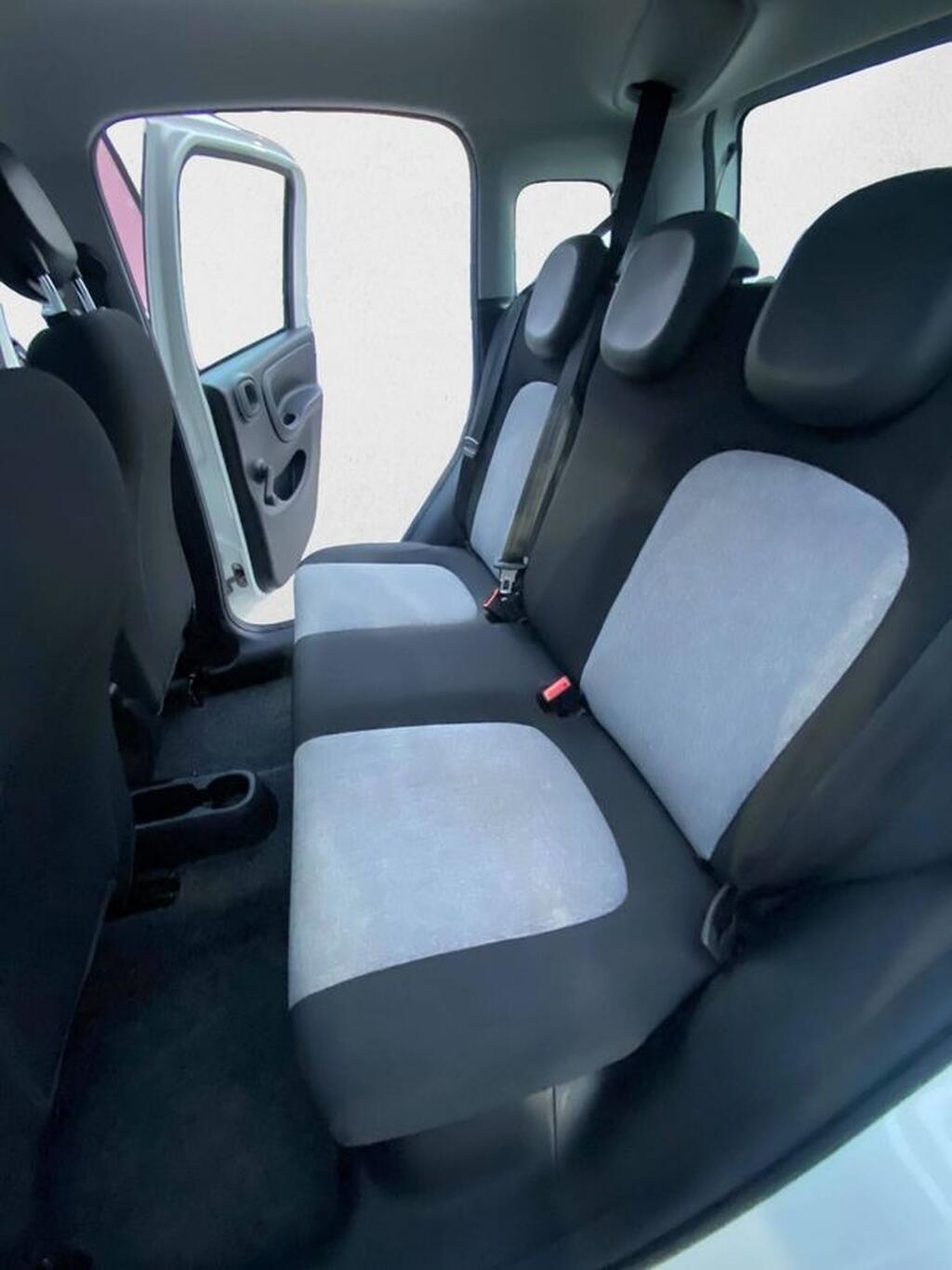 Fiat Panda 1.2 Lounge 51kW (69CV) 13