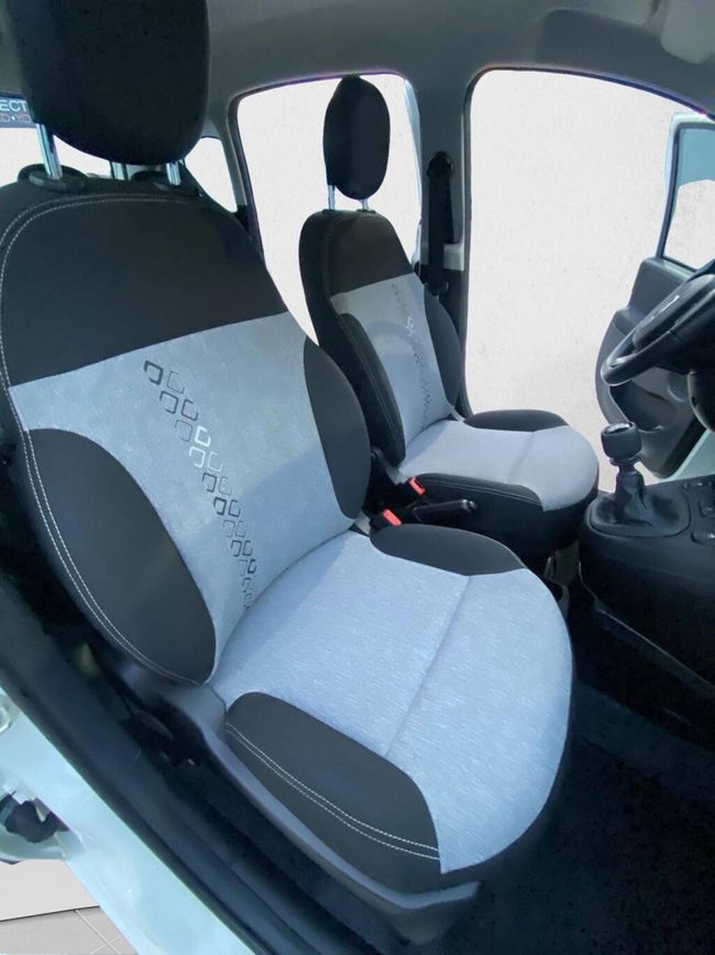 Fiat Panda 1.2 Lounge 51kW (69CV) 10