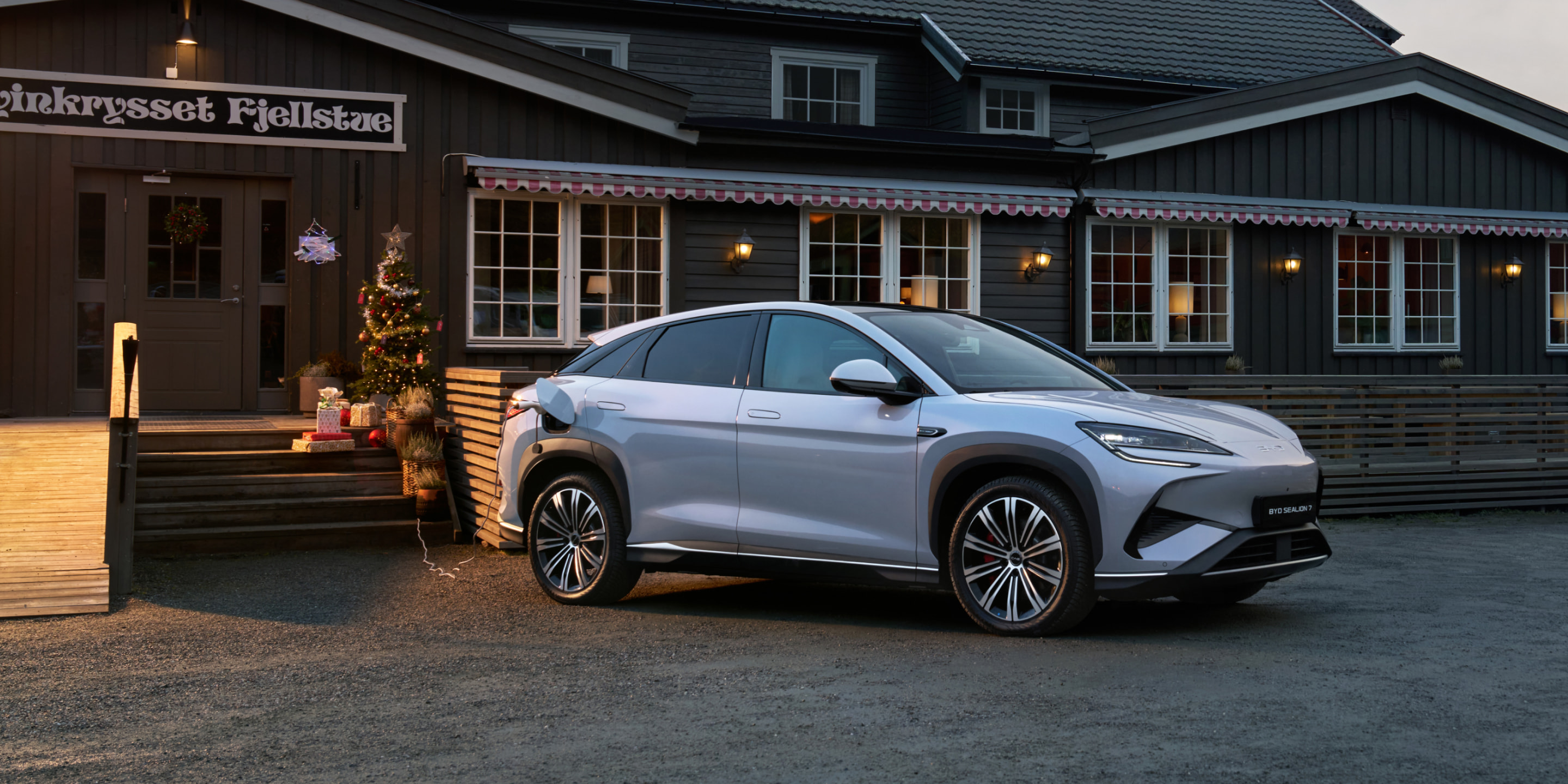 BYD Sealion 7