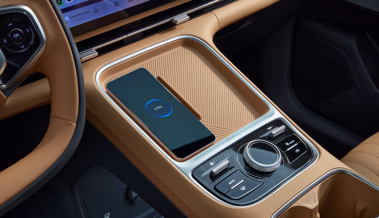 Geely Starray EM-i