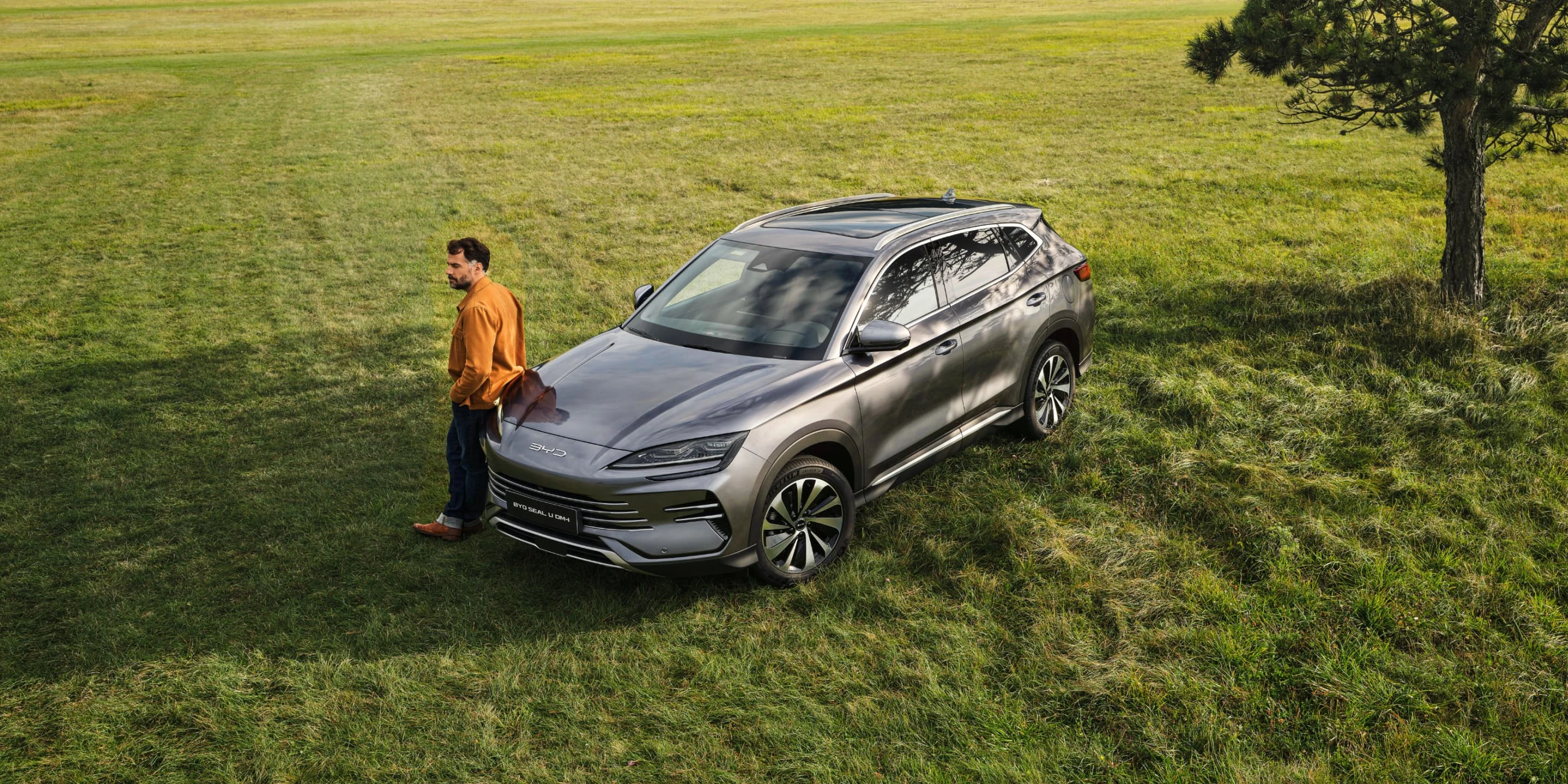 BYD Seal U DM-i exterior