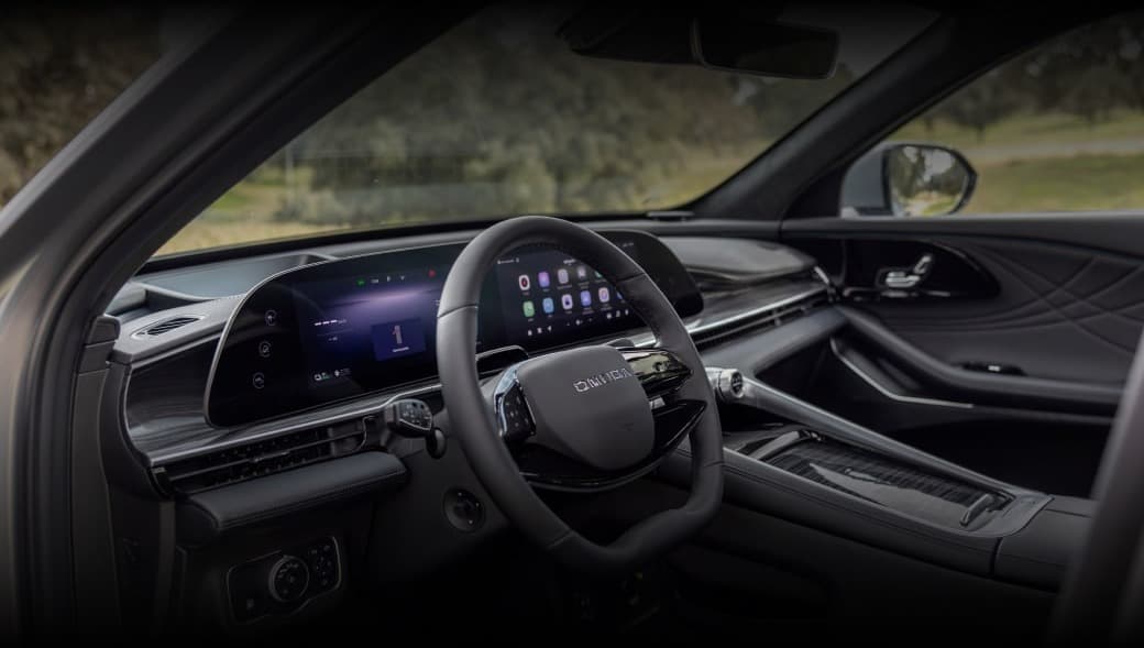 Omoda 9 SHS interior