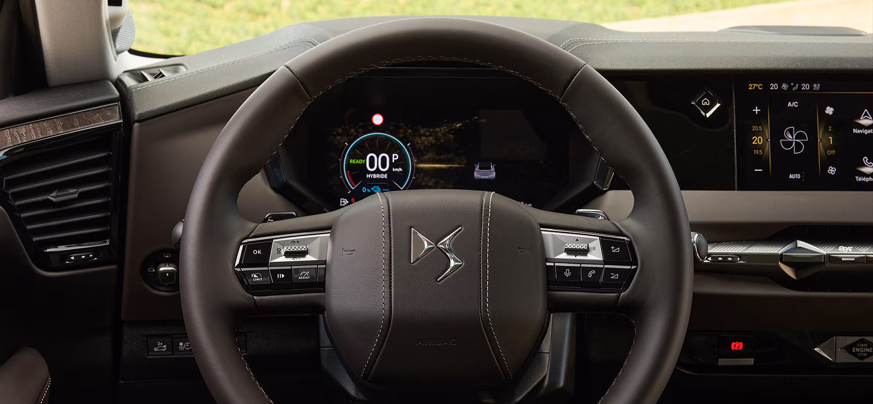 DS Nº4 interior