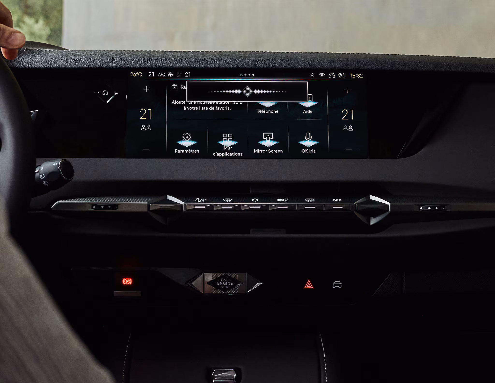 DS Nº4 interior