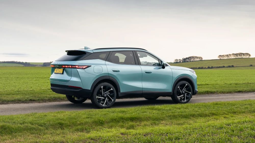 Omoda 7 exterior