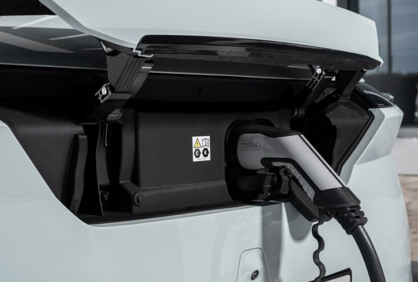 Omoda 5 EV exterior