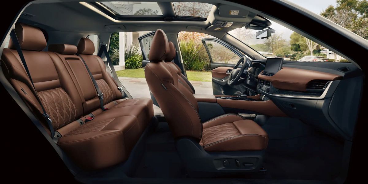 Nissan X-Trail interior
