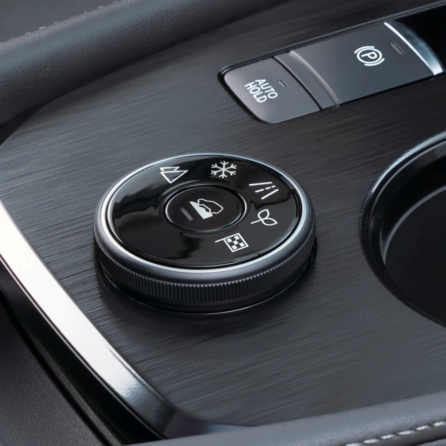 Nissan X-Trail interior
