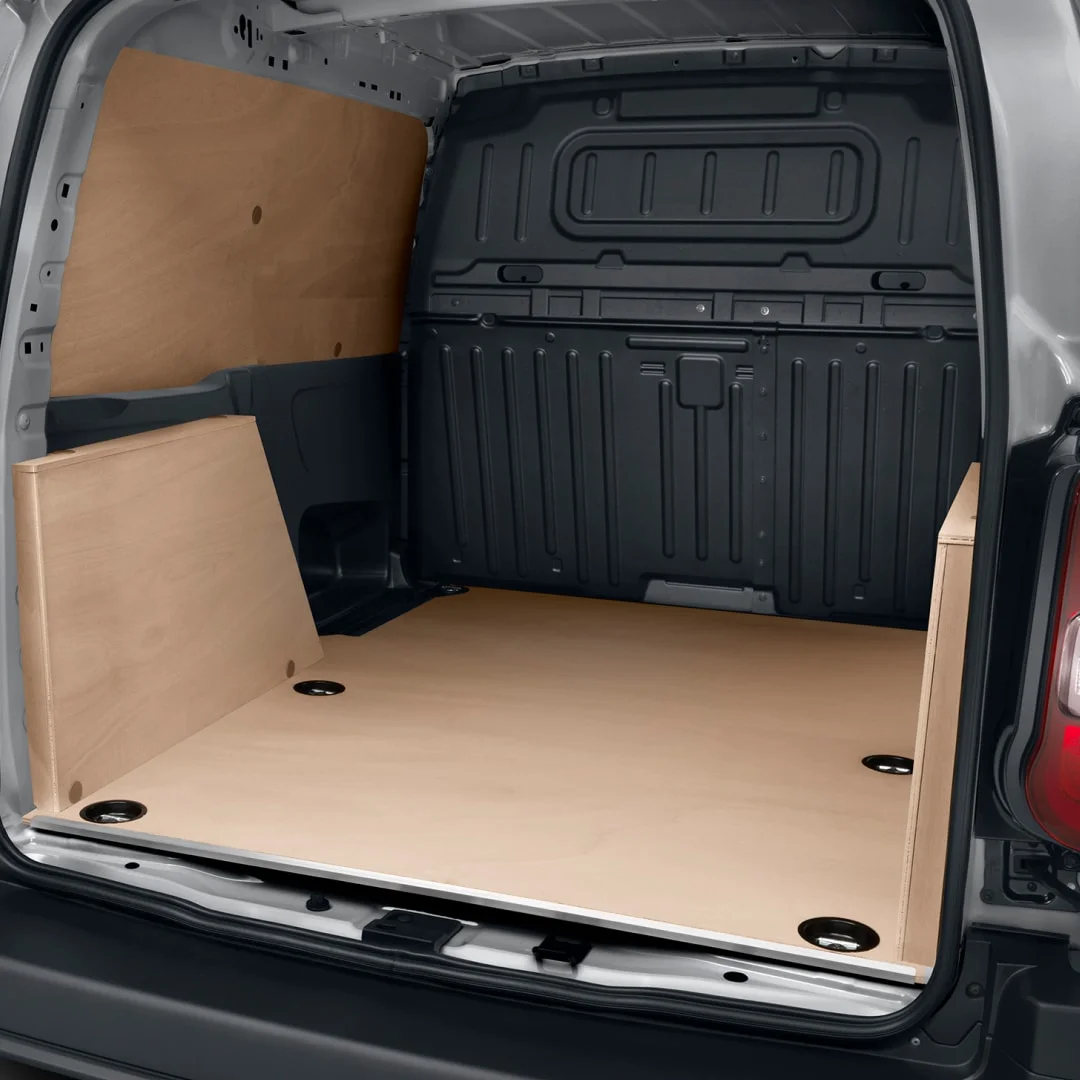 Peugeot Partner interior