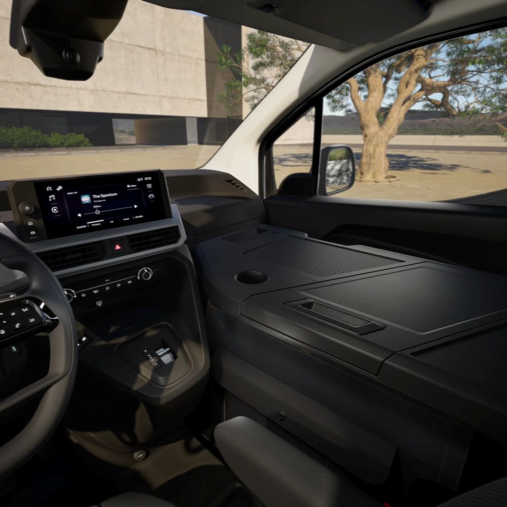Peugeot Partner interior