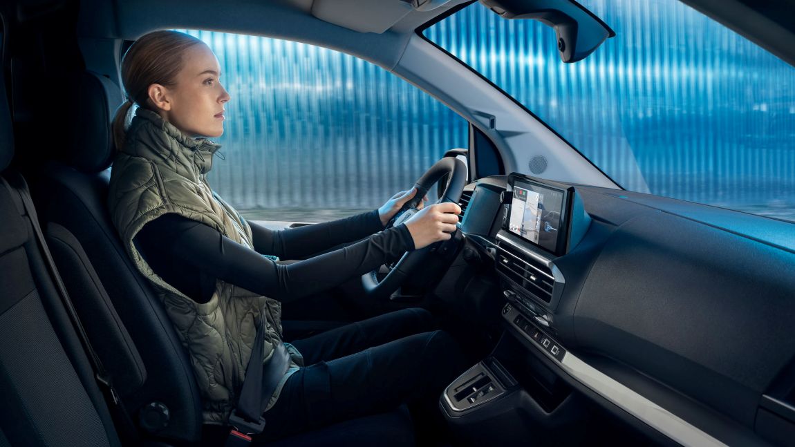 Peugeot Expert interior