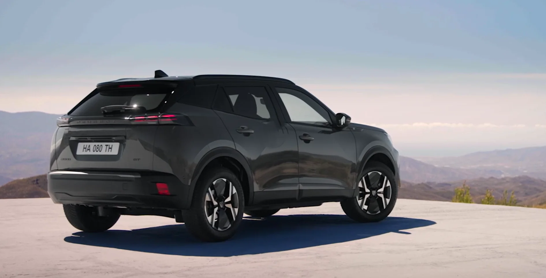 Peugeot 2008 exterior