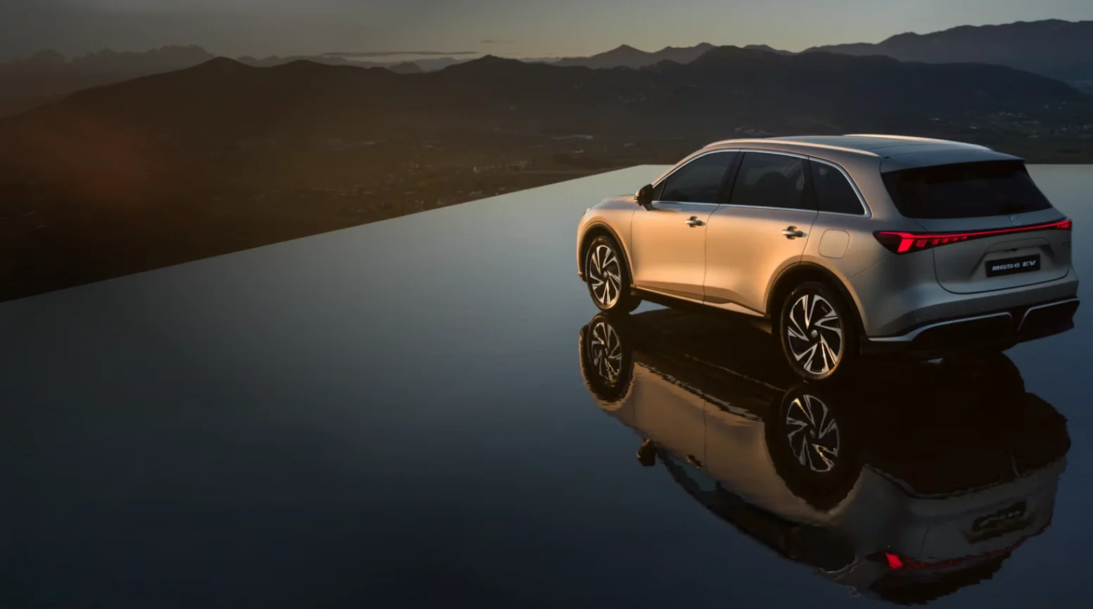 MG MGS6 EV exterior