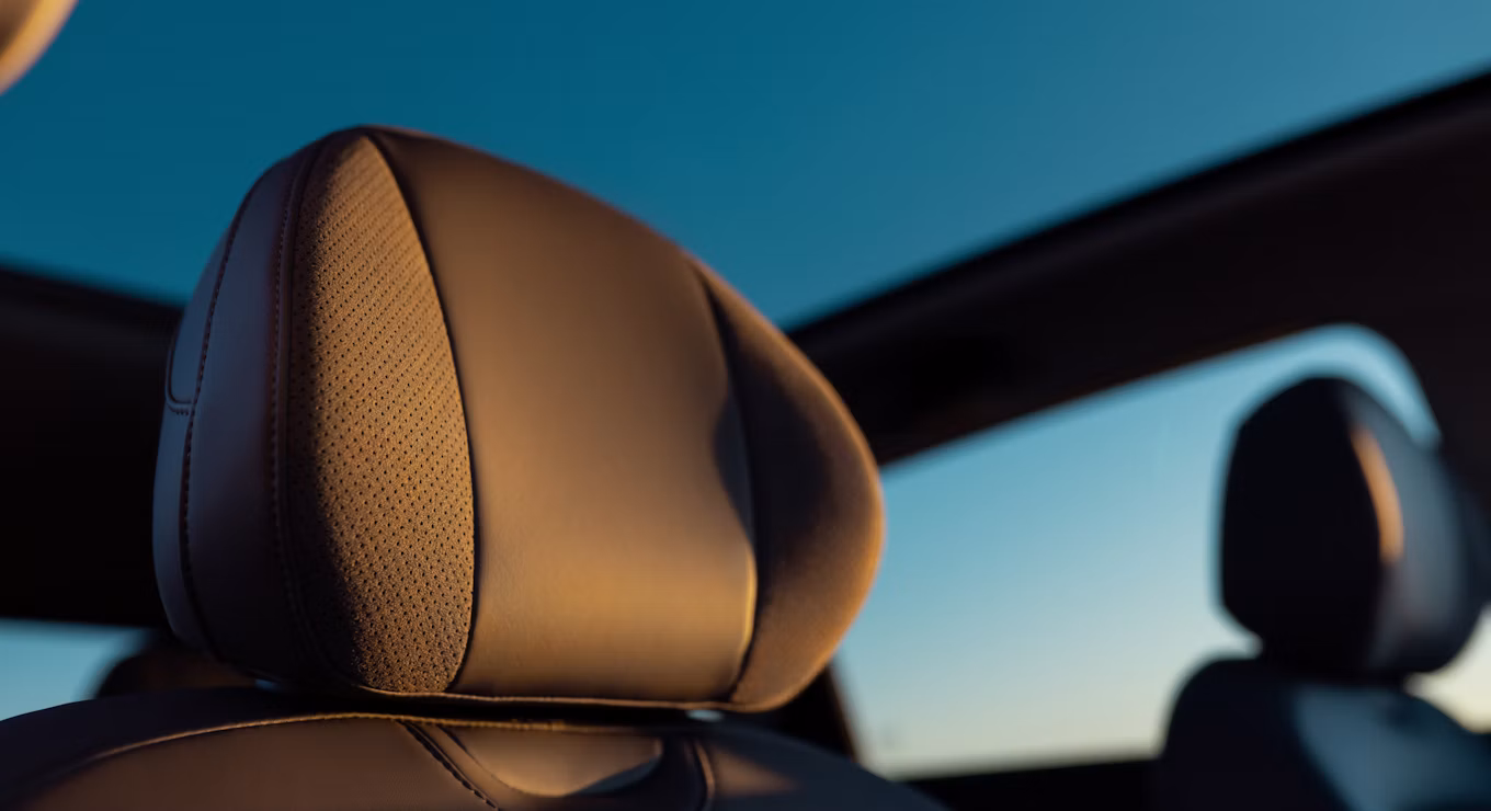 MG MGS6 EV interior