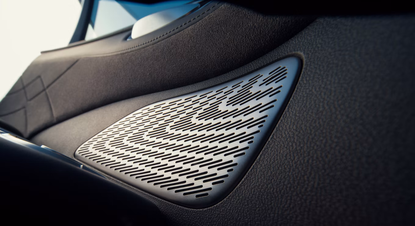 MG MGS6 EV interior