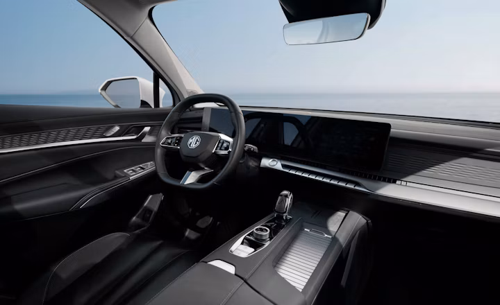 MG MGS9 interior