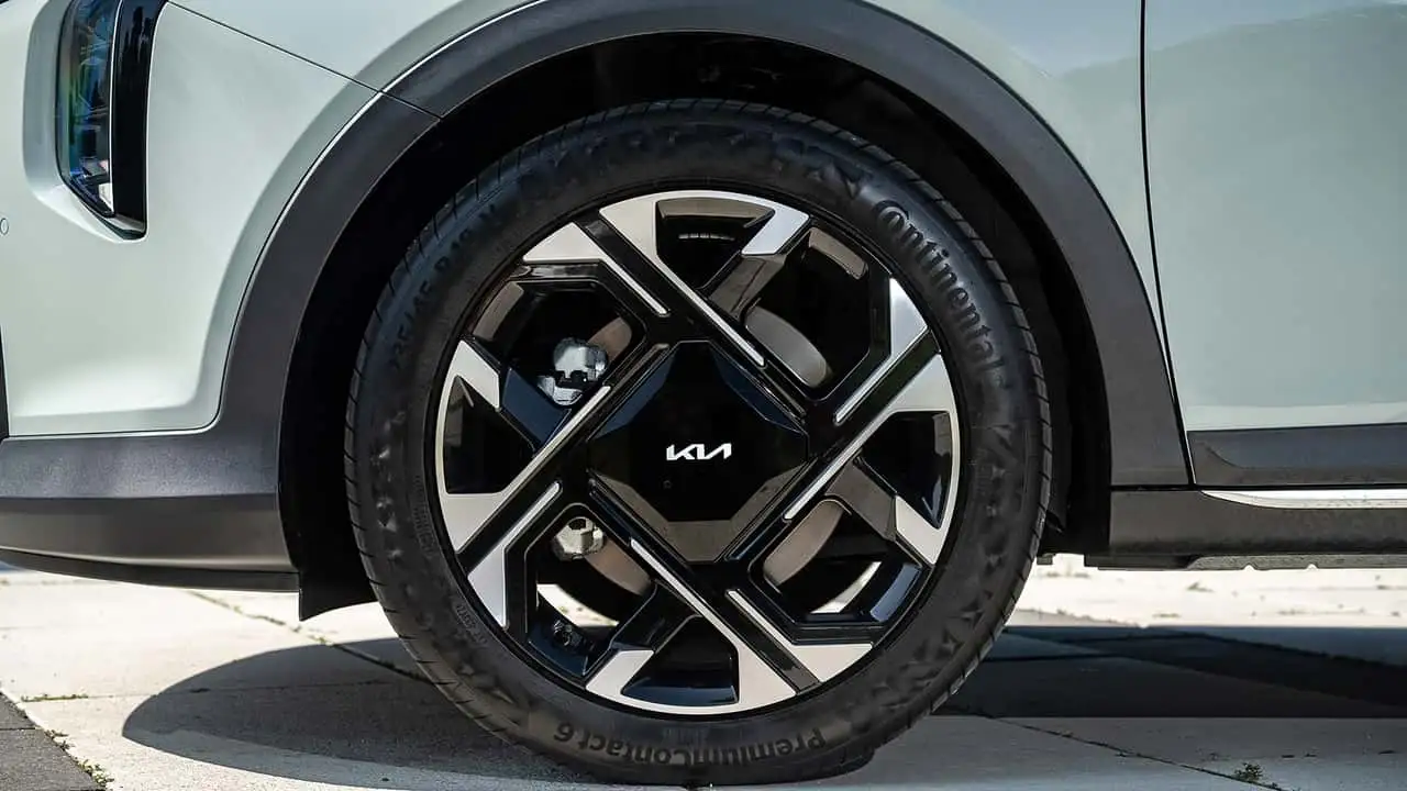 Kia XCeed exterior