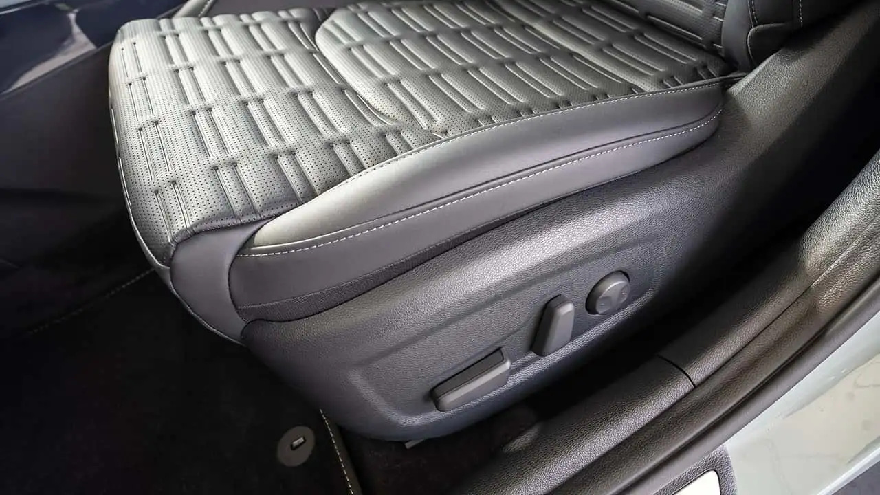 Kia XCeed interior
