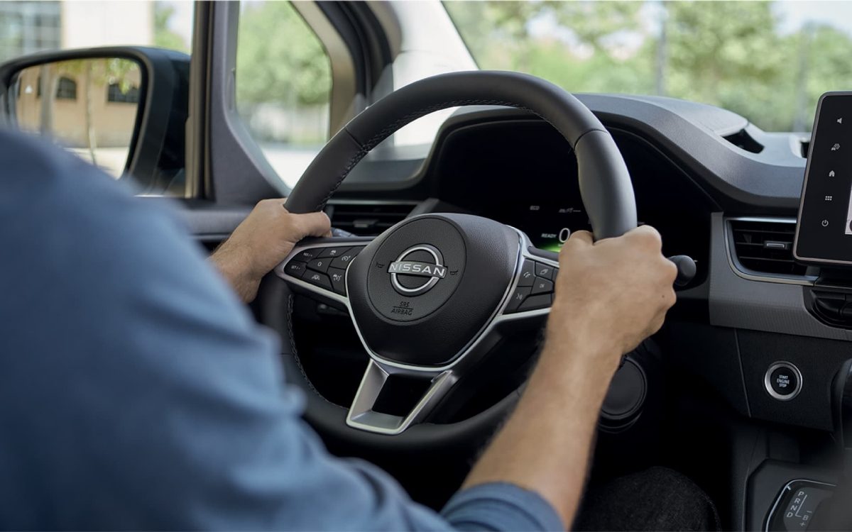 Nissan Townstar interior