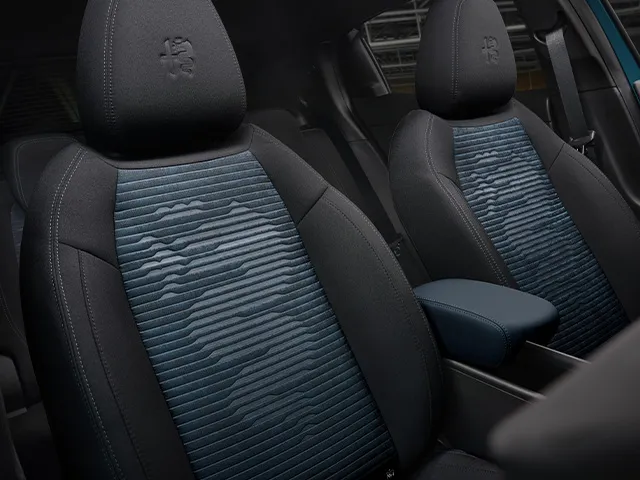 Alfa Romeo Junior interior